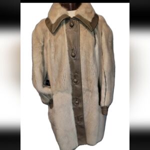 Rare*  VINTAGE CLYDE BURTRUM Mink & Leather Statement Coat – Luxury
